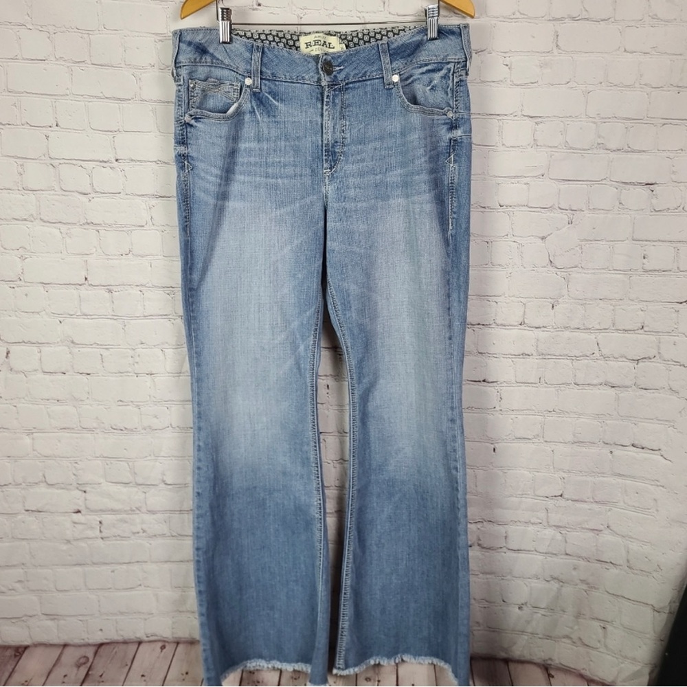 Brand new Ariat flare jeans